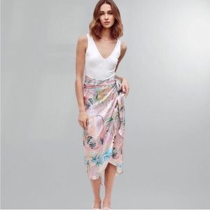 NWT Dress Forum tropical fizz wrap beach satin wrap skirt‎ coverup size medium